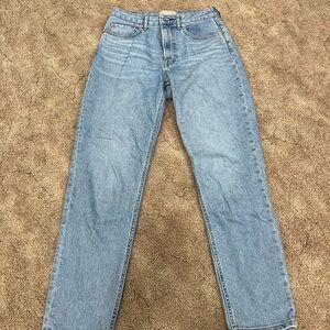 Everlane Curvy Cheeky Jean